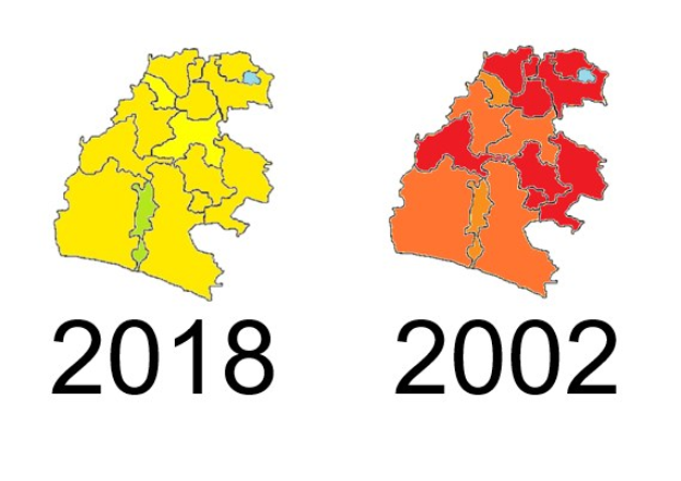 Karte von Deutschland, die die provinziellen Grenzen von 2002 und 2018 anzeigt, wobei die Provinzen von 2002 gelb und rot und die von 2018 orange hervorgehoben sind, auf einem weißen Hintergrund mit Text.