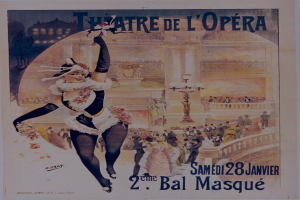 Plakat für das Théâtre de l'Opéra in Paris mit einer zentralen Frau, umgeben von einer Menge, Laternen und einem Gebäude im Hintergrund mit Text.